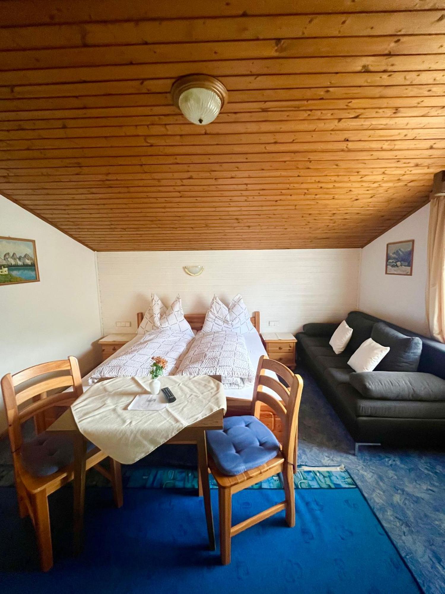 Pension Haus Georg Вестендорф Екстериор снимка
